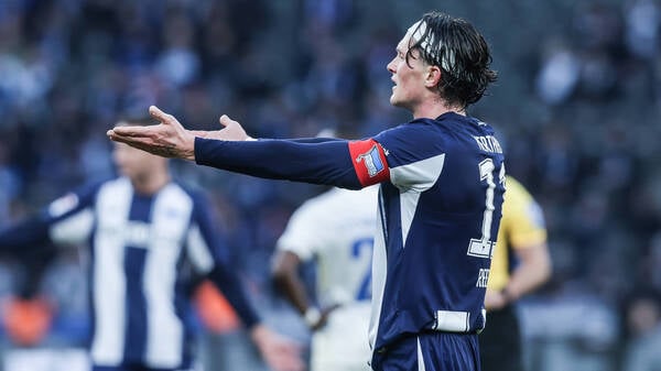 Was war denn das? Auch Herthas Kapitän Fabian Reese schien vom uninspirierten Auftritt seiner Mannschaft gegen Magdeburg überrascht zu sein.