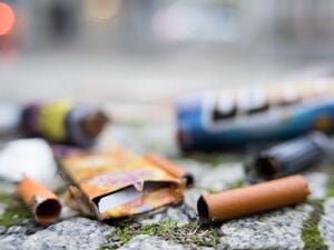 Ein Vater findet im Zimmer seines Sohnes in Berlin Dutzende illegaler Böller aus dem Ausland. (Symbolbild)
