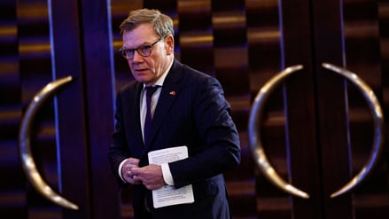 Johann Wadephul vor Beginn der Pressekonferenz in Peking.