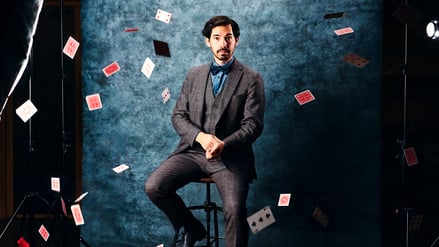 Alexander Merk aus Berlin ist hauptberuflich Zauberkünstler. Nun hat er das berühmte Magier-Duo „Penn & Teller“ verblüfft. 