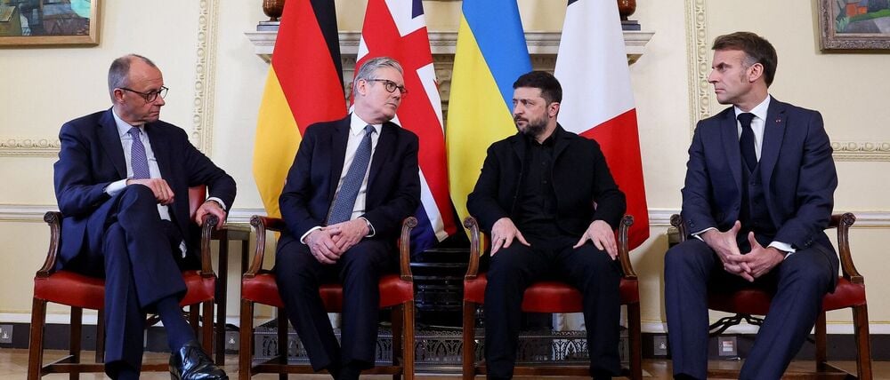 Merz, wie auch Großbritanniens Premier Keir Starmer und Frankreichs Präsident Emmanuel Macron bekräftigte die Unterstützung Deutschlands für Kiew.