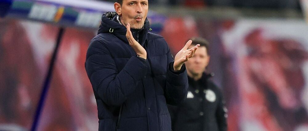 Fordert in Barcelona Einsatz und Leidenschaft: Eintracht-Trainer Dino Toppmöller.