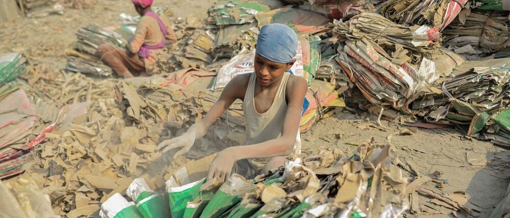 Das EU-Lieferkettengesetz soll Menschen weltweit vor Ausbeutung schützen. (Symbolbild)