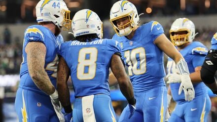 Herbert (2.v.R.) spielte nur wenige Tage nach seiner Operation an der linken Hand.