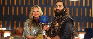 Dr. Robin Ganzert, Präsidentin und CEO der Global Humane Society, mit dem Preisträger des Global Humanitarian Award for Animal Welfare, Vantara-Gründer Anant Ambani // Weiterer Text über ots und www.presseportal.de/nr/181606 / Die Verwendung dieses Bildes für redaktionelle Zwecke ist unter Beachtung aller mitgeteilten Nutzungsbedingungen zulässig und dann auch honorarfrei. Veröffentlichung ausschließlich mit Bildrechte-Hinweis.