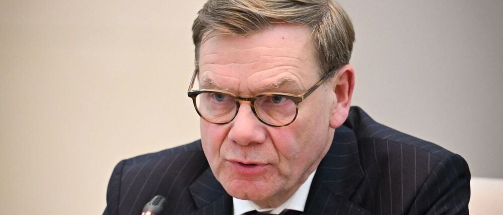 Bundesaußenminister Johann Wadephul (CDU) spricht während eines Treffens mit dem Leiter der Internationalen Abteilung des Zentralkomitees der Kommunistischen Partei Chinas.