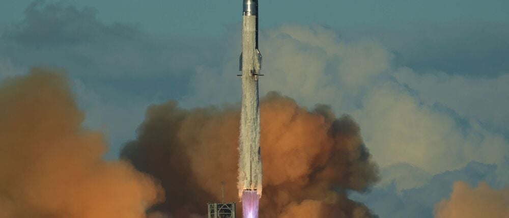 SpaceX strebt dem Bericht zufolge eine Bewertung von 1,5 Billionen Dollar an. (Archivbild)