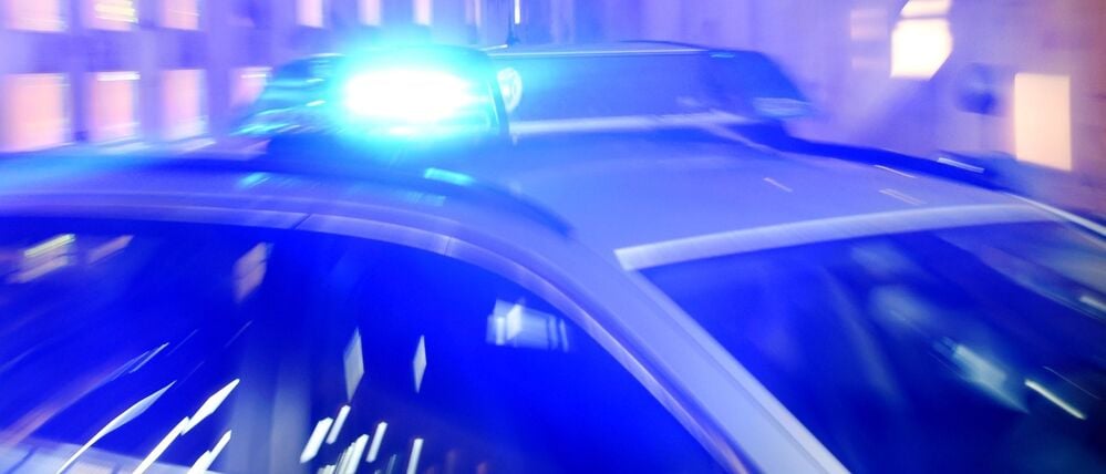 Die Autobahnpolizei wurde am Abend auf eine skurrile Situation auf der A6 aufmerksam. (Symbolbild)