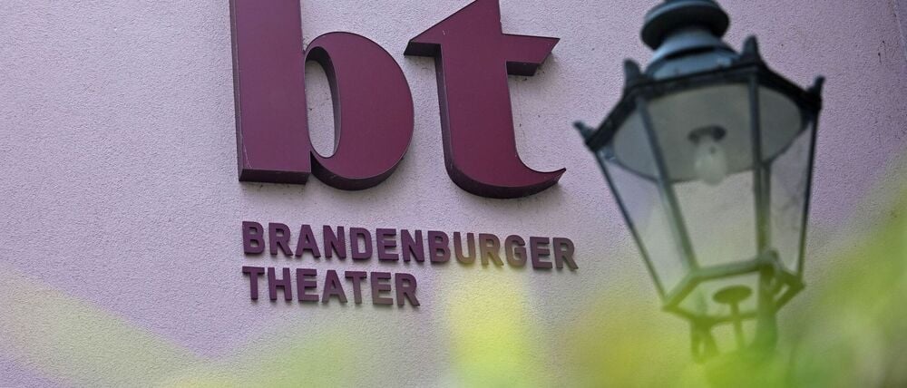 Welche Zukunft hat das Theater in der Stadt Brandenburg an der Havel? Der Aufsichtsrat befasst sich mit der Entwicklung des Hauses. (Archivbild)