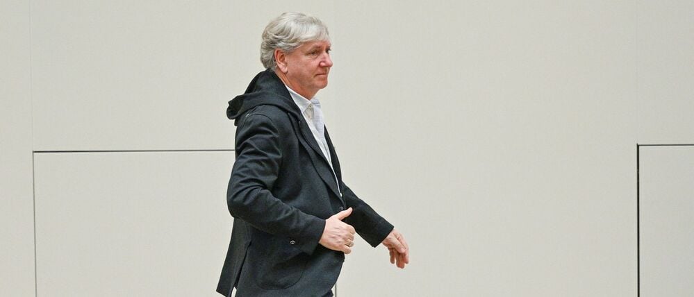 Der Abgeordnete Andre von Ossowski.