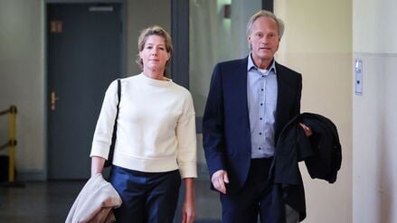 Christina Block, deutsche Gastronomin und Unternehmerin, und Gerhard Delling (r), ehemaliger Sportmoderator und Lebensgefährte von Block.