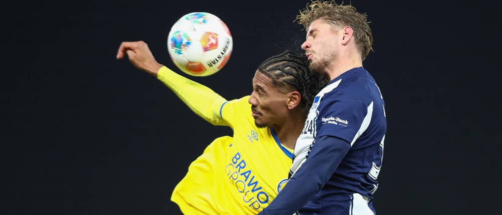 Marton Dardai (rechts) genießt bei seinem Trainer Stefan Leitl den Status des Unersetzlichen.