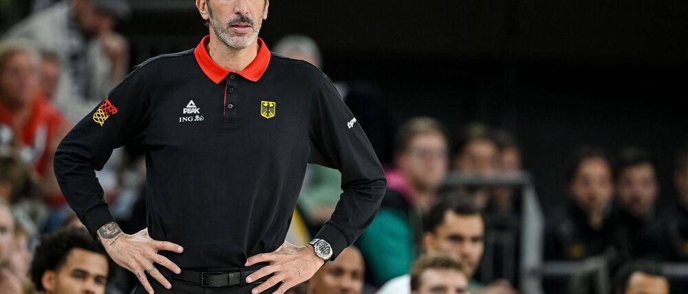 Basketball-Bundestrainer Alex Mumbrú spricht über seine schwere Zeit bei der EM. (Archivfoto)