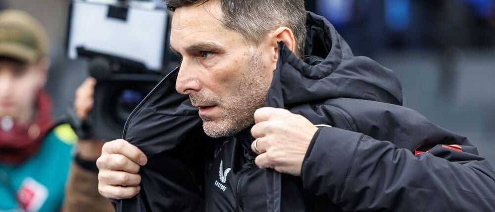 Hertha-Trainer Stefan Leitl trifft auf seinen Ex-Club. (Archivbild)