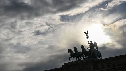 Tagsüber rechnet der DWD Donnerstag bis Samstag mit 6 bis 11 Grad. (Archivbild)