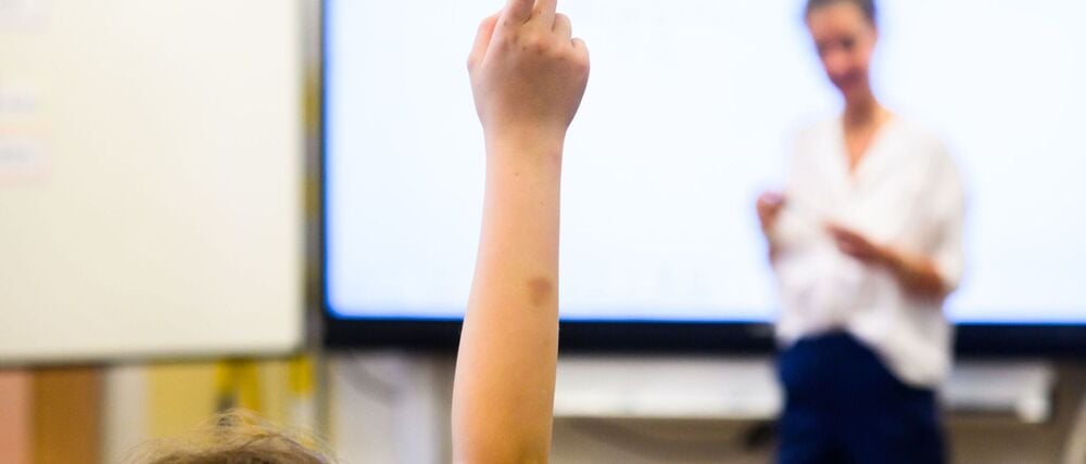 Fast die Hälfte aller öffentlichen Bildungsausgaben flossen 2024 an Schulen. (Symbolbild)