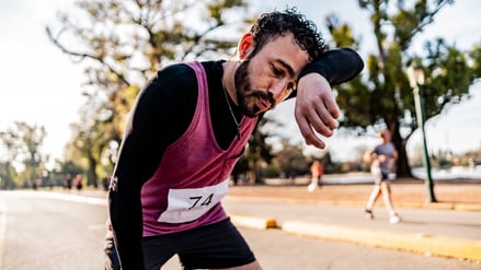 Leistungseinbrüche kennen sowohl Leistungs- als auch Breitensportler.