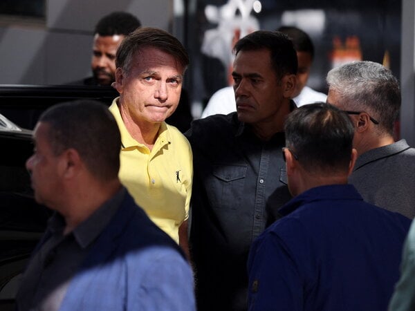 Brazil's former President Jair Bolsonaro arrives at a hospital for medical examinations, authorized by Supreme Court Justice Alexandre de Moraes, leaving the house arrest as he awaits trial after being accused of plotting a coup following his electoral defeat, in Brasilia, Brazil, August 16, 2025. REUTERS/Adriano Machado