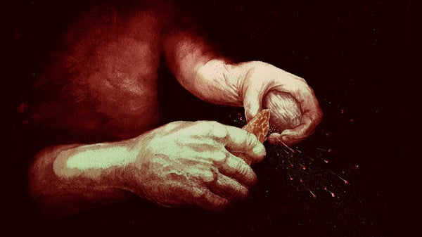 Feuerstein und Pyrit – steinzeitliches Handwerkszeug zum Feuermachen.