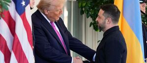 US-Präsident Donald Trump begrüßt den ukrainischen Präsidenten Wolodymyr Selenskyj vor dem Weißen Haus (Symbolbild).