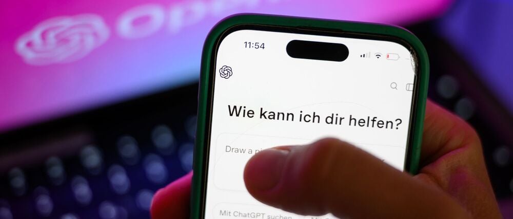 Bei ChatGPT dürfen Disney-Figuren künftig in Bildern auftauchen. (Archivbild)