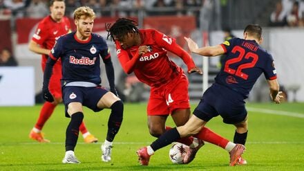 Freiburger Aktivposten: Mittelfeld-Juwel Johan Manzambi (M.).