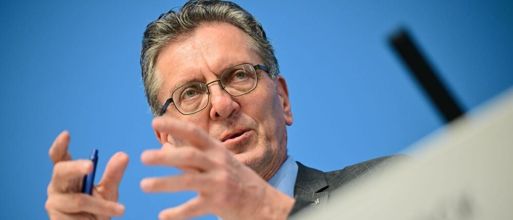 Bauseantor Christian Gaebler (SPD) hat ein Faible für Chormusik. (Archivbild) 