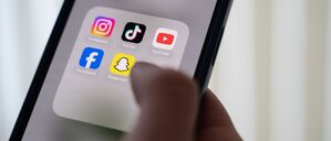 Die Onlineforen-Plattform Reddit will das australische Social-Media-Verbot für Nutzer im Alter unter 16 Jahren vor Gericht kippen. (Archivbild)