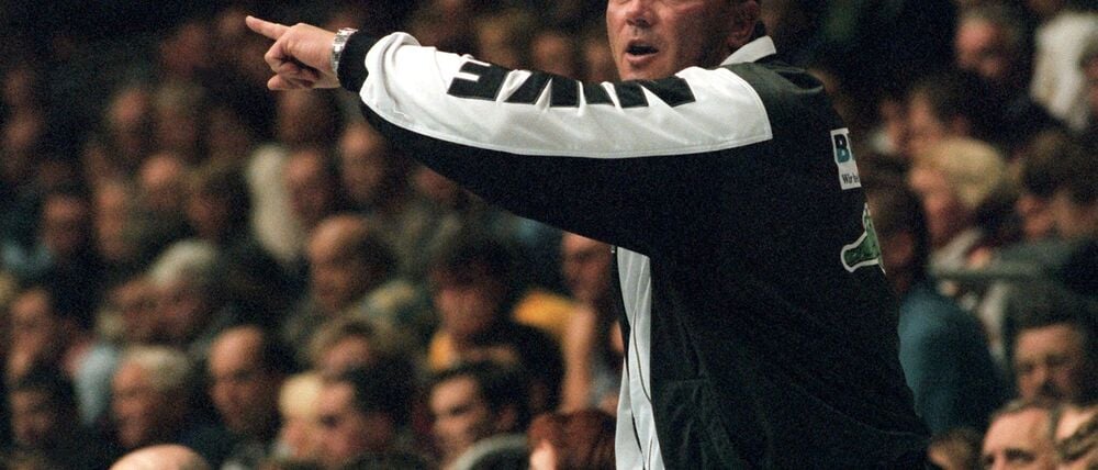 Trainer Lothar Doering holte 1993 mit den deutschen Handballerinnen den WM-Titel.