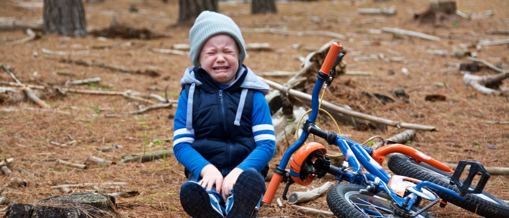 Viele Kinder in der vierten Klasse können laut Lehrkräften und Polizei kaum oder gar nicht sicher Fahrrad fahren. Das liegt unter anderem auch am fehlenden Körpergefühl.