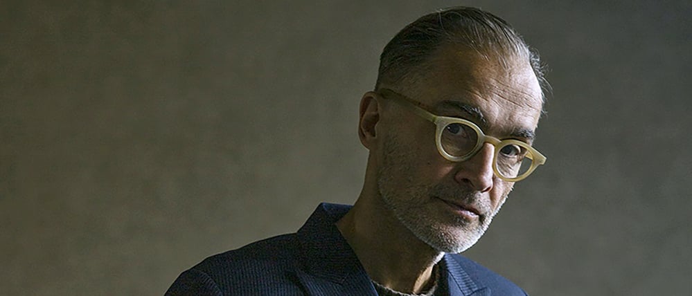 Ein Schwede griechisch-österreichischer Herkunft mit langjährigem Wohnsitz in Berlin. Aris Fioretos.