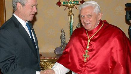 Papst trifft Bush