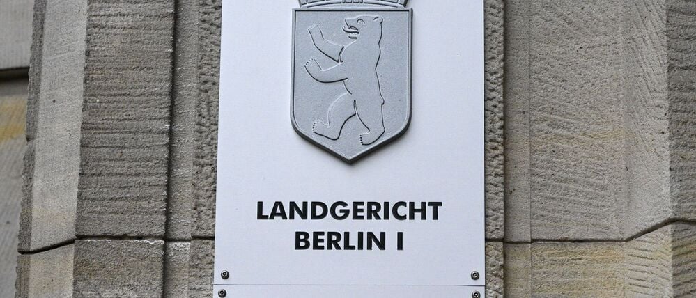 In einem Prozess um Zigarettendiebstahl im großen Stil aus Güterzügen ergingen Haftstrafen bis zu fünf Jahren und zehn Monaten. (Symbolbild)