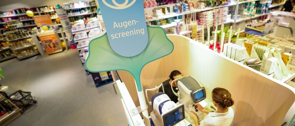In einigen dm-Filialen kann man jetzt ein Augenscreening machen lassen. (Archivbild)