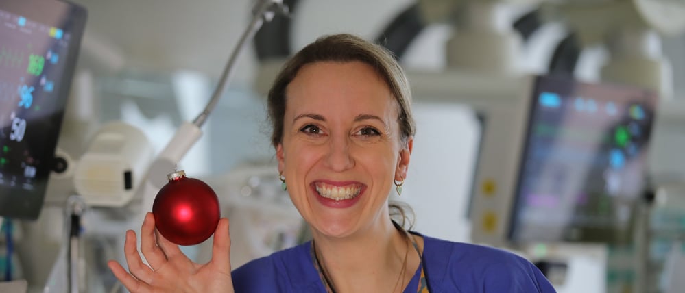 Kinderkrankenpflegerin Saskia Zimmermann arbeitet in der Neonatologie des Bergmann Klinikums in Potsdam.