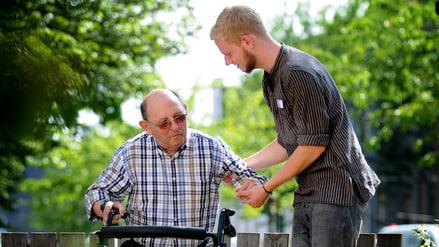 Mit einer Wehrpflicht käme wohl auch der Zivildienst zurück.
