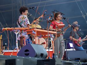 Die Berliner Band Von Wegen Lisbeth veröffentlicht bald ein neues Album. 