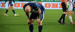 Kopf runter. Für Hertha und Abwehrchef Toni Leistner fühlte sich das Unentschieden in Fürth wie eine Niederlage an.