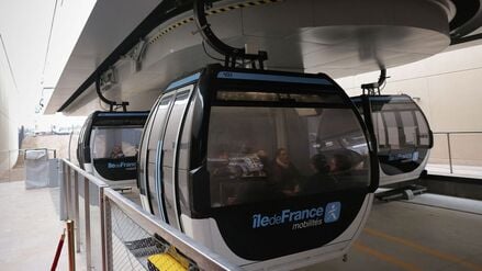 So sehen die Gondeln der ersten Seilbahn in der Metropolregion Paris aus.