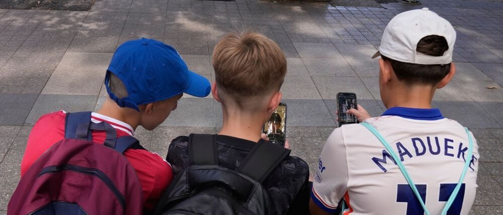 In Australien dürfen Kinder und Jugendliche unter 16 Jahren keine eigenen Konten mehr auf vielen großen Social-Media-Plattformen besitzen. (Archivbild)