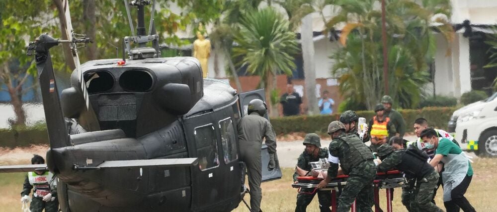 In der Nacht auf Sonntag meldeten beide Seiten Angriffe entlang der Front.