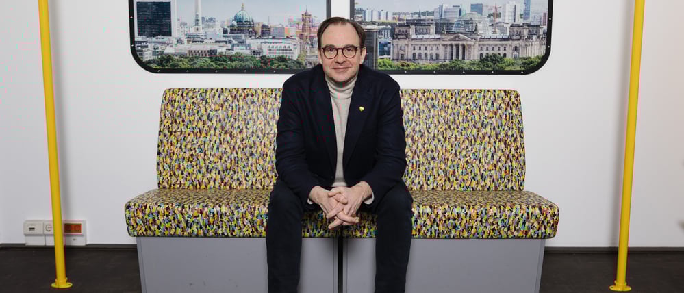 Henrik Falk, Vorstandsvorsitzender der BVG, in der BVG Zentrale, Holzmarktstraße 15, Berlin.