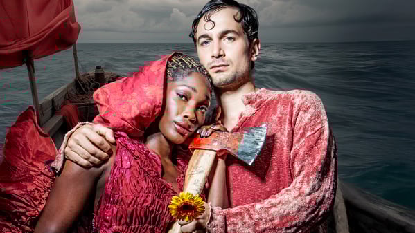 Alles für die Liebe. Ruby Commey und Samuel Schneider in „Die Legende von Paul und Paula“.