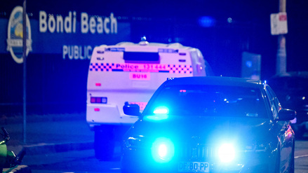 Rettungsfahrzeuge am Bondi Beach.