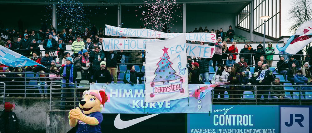 Besondere Choreografie bei Viktoria gegen Turbine.