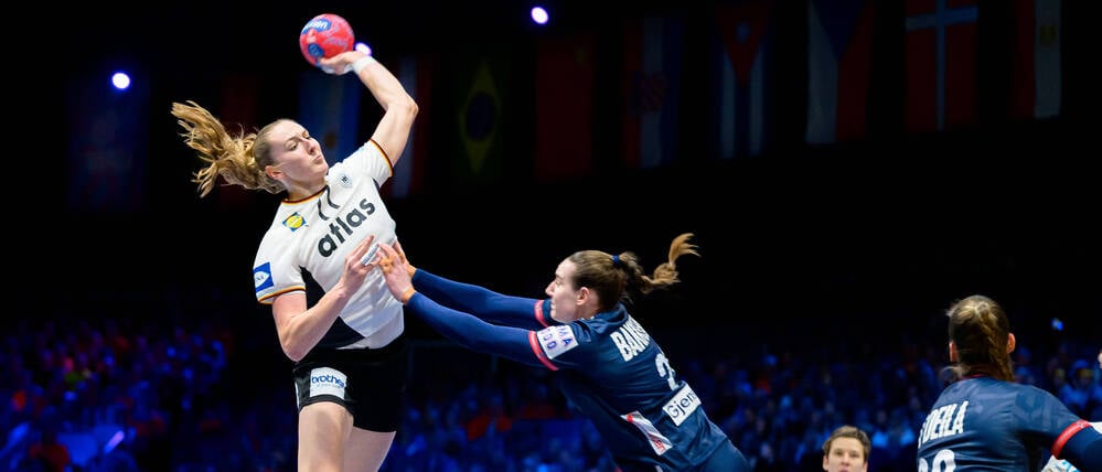 DHB-Spielerin Viola Leuchter im WM-Finale gegen Norwegen.