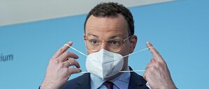 Jens Spahn (CDU), damaliger Bundesminister für Gesundheit, bei einem Pressestatement in der Corona-Pandemie (Symbolbild).