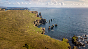 Atemberaubendes Panorama: die Küste der Shetlands. 