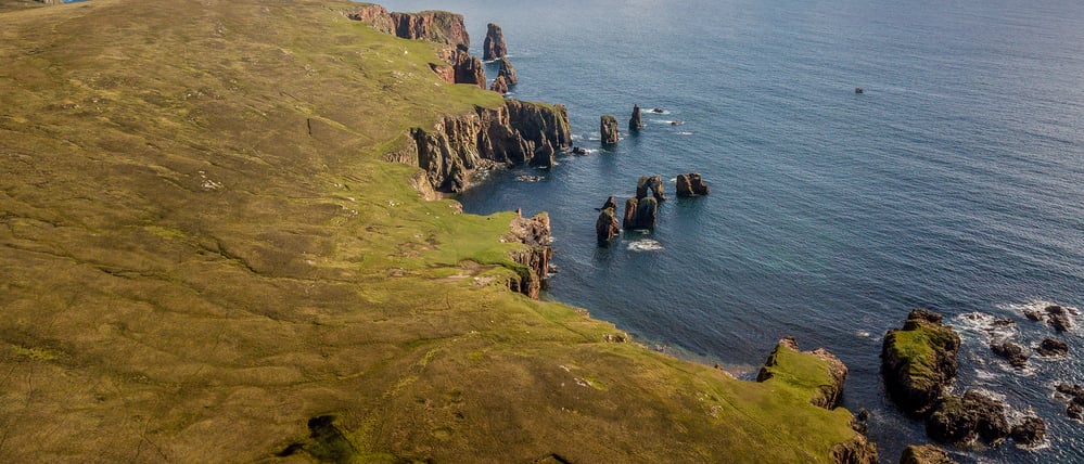 Atemberaubendes Panorama: die Küste der Shetlands. 