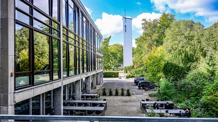 Die Evangelische Hochschule Berlin (EHB) bangt um ihre Existenz.